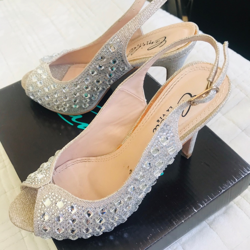 Rhinestones covered heels